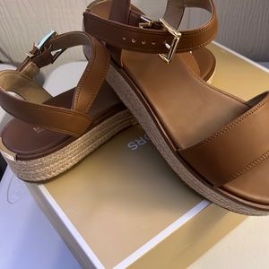 Michael Kors - Color Luggage / Beige Richie Espadrille Faux Leather US 10M